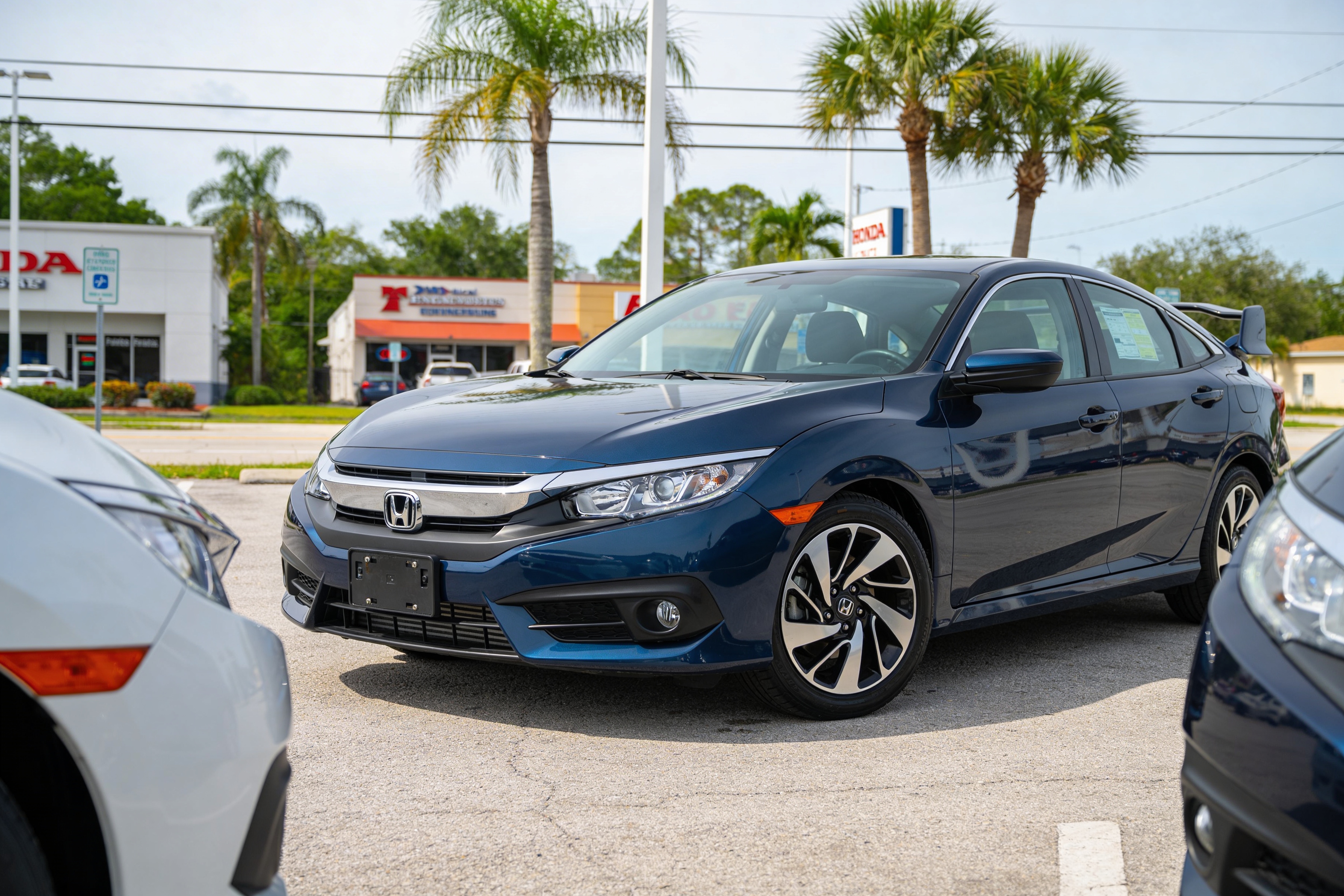 2016 HONDA Civic EX