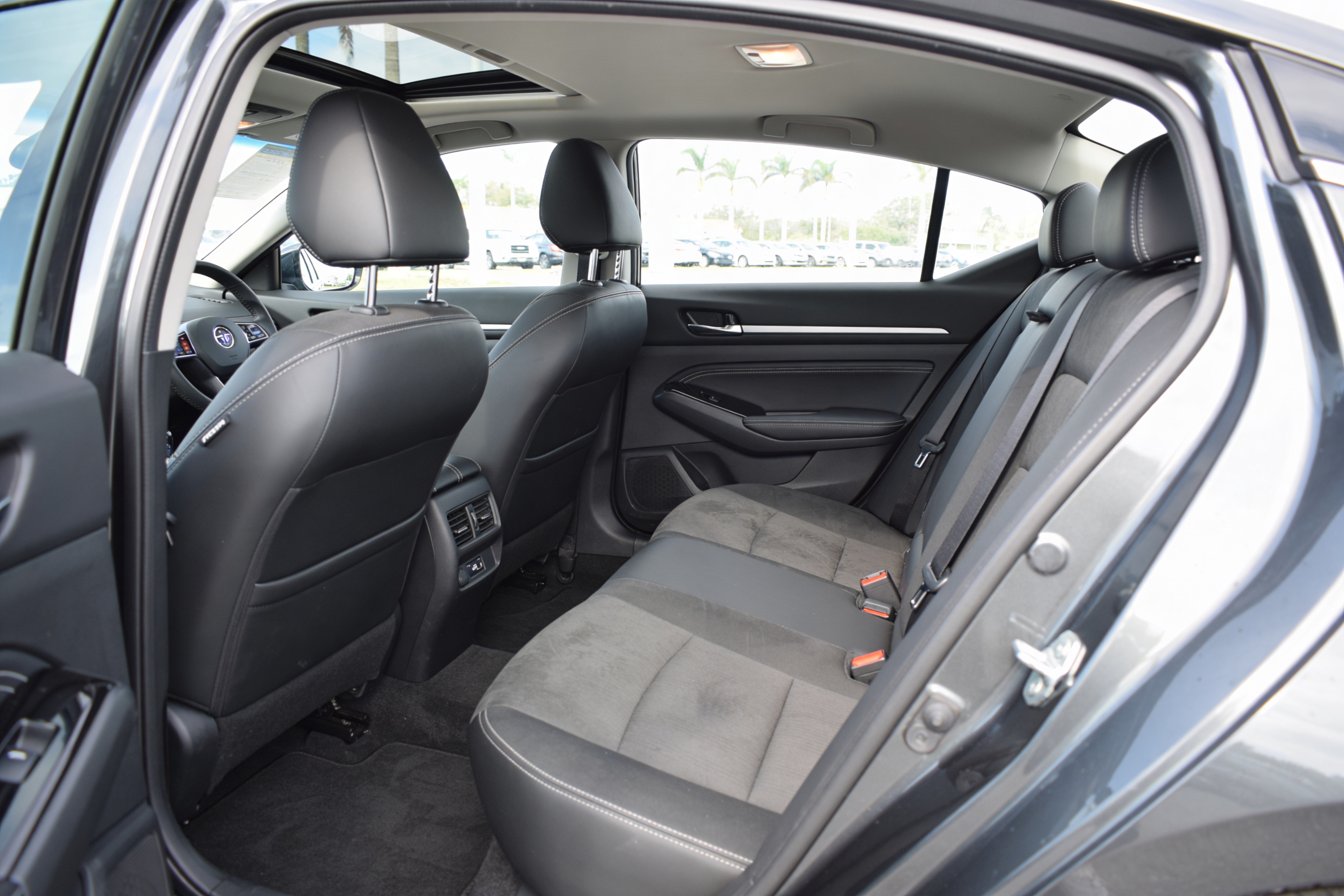 2019 NISSAN Altima S